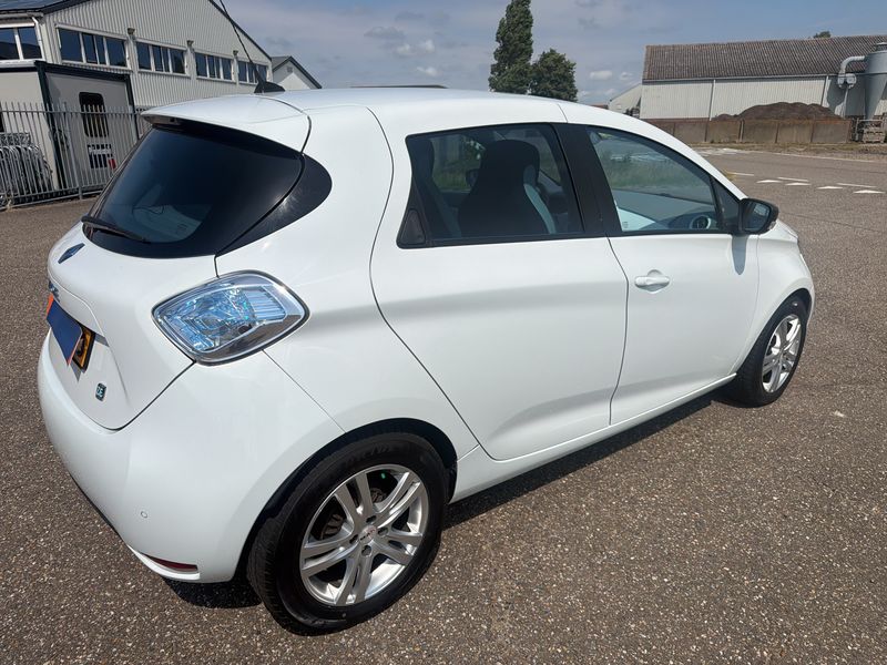Renault Zoe electric drive 43 kW Life — zdjęcie 5