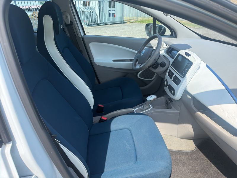 Renault Zoe electric drive 43 kW Life — zdjęcie 10