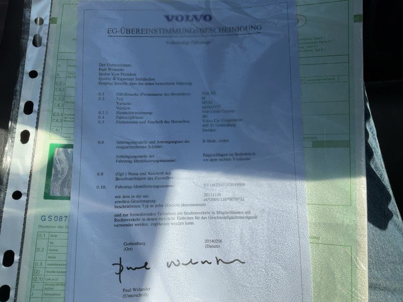 Volvo V40 Cross Country 1.6 D2 Kinetic — zdjęcie 16