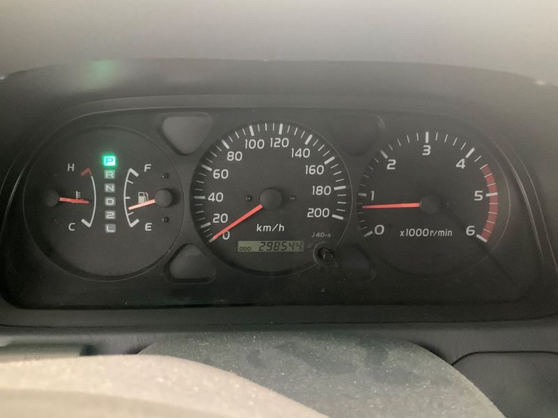 Toyota Land Cruiser 3.0 D-4D GX — zdjęcie 13