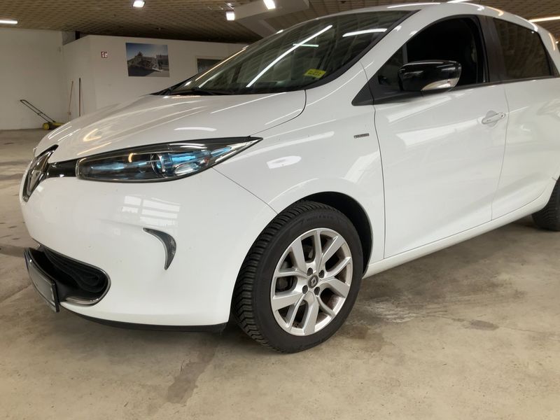 Renault Zoe electric drive 80 kW Life — zdjęcie 2