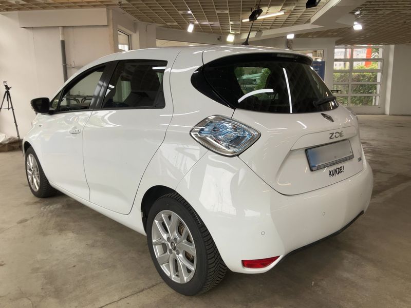 Renault Zoe electric drive 80 kW Life — zdjęcie 3
