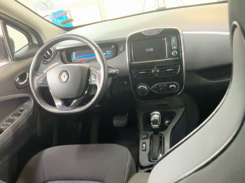 Renault Zoe electric drive 80 kW Life — zdjęcie 12