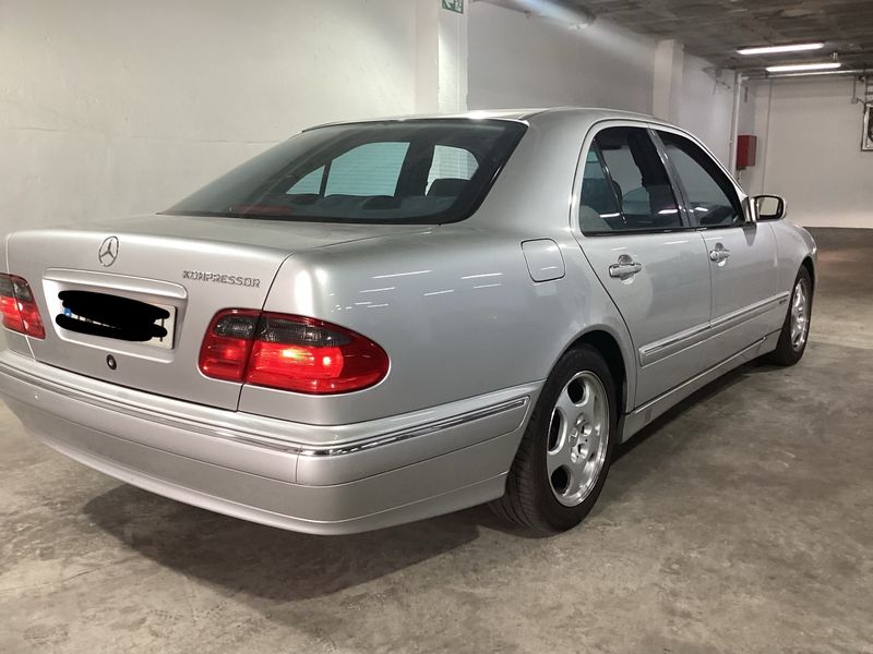 Mercedes-Benz E-Klasse E 200 Kompressor Avantgarde — zdjęcie 2