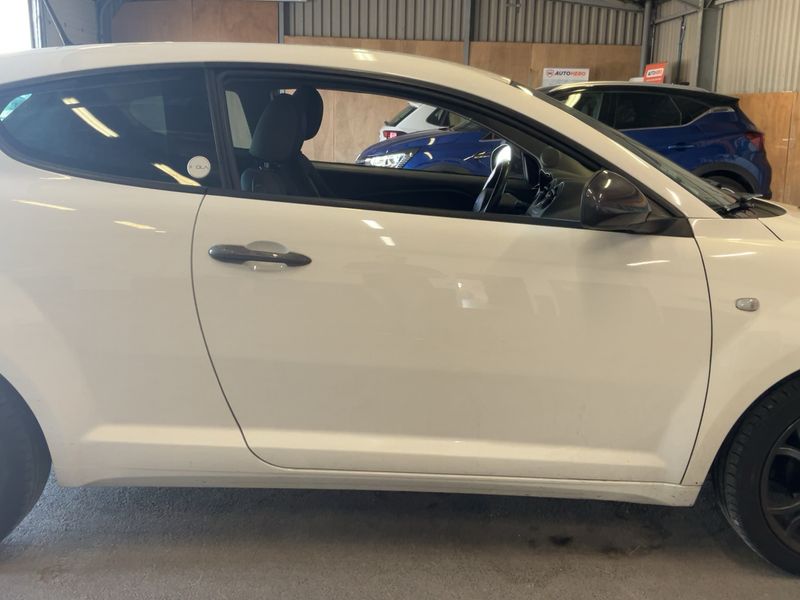 Alfa Romeo MiTo 0.9 TwinAir Super — zdjęcie 7