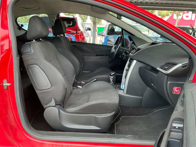 Peugeot 207 1.6 Sport — zdjęcie 3