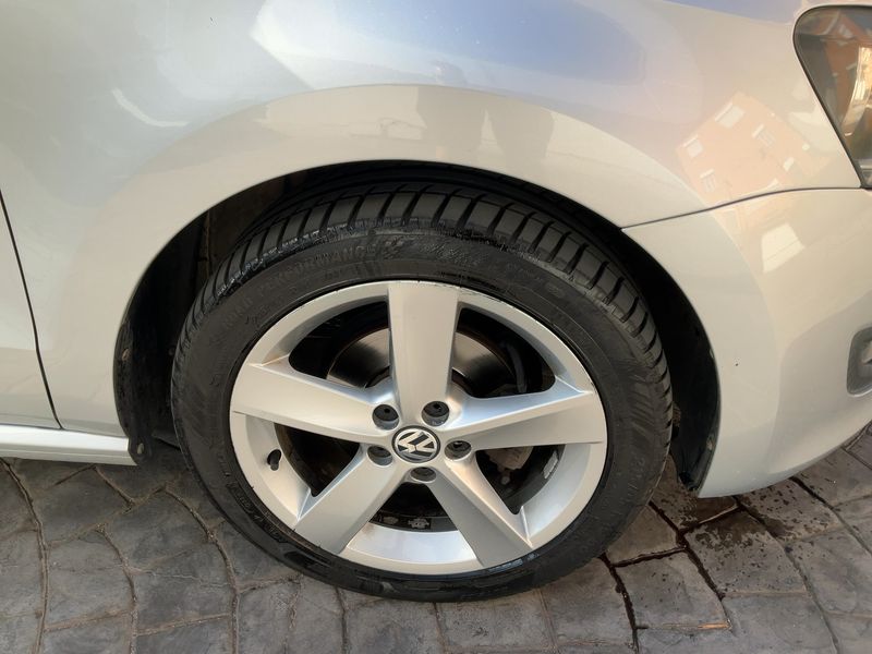 Volkswagen Polo 1.6 TDI Highline 2013 – снимка 11