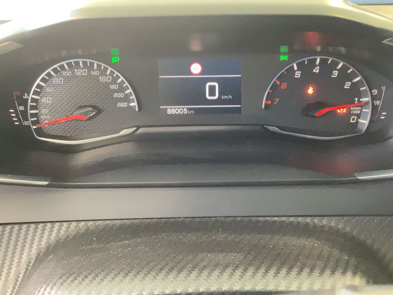Peugeot 2008 1.2 PureTech Active Pack 2021 – снимка 18