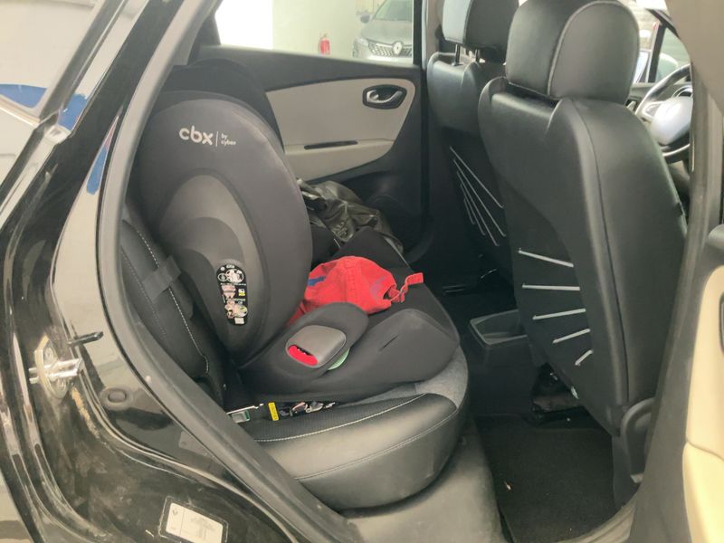 Renault Captur 1.2 TCe Energy Intens — zdjęcie 14