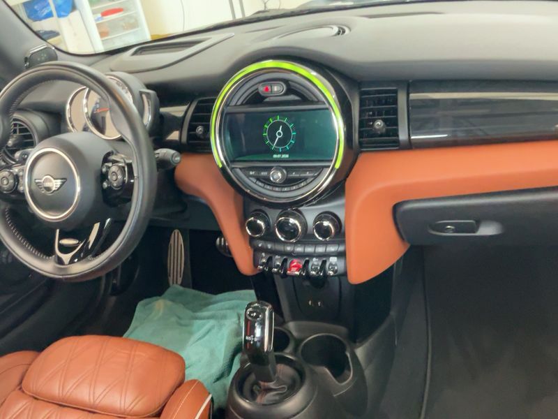 MINI Cabrio Cooper S — zdjęcie 12