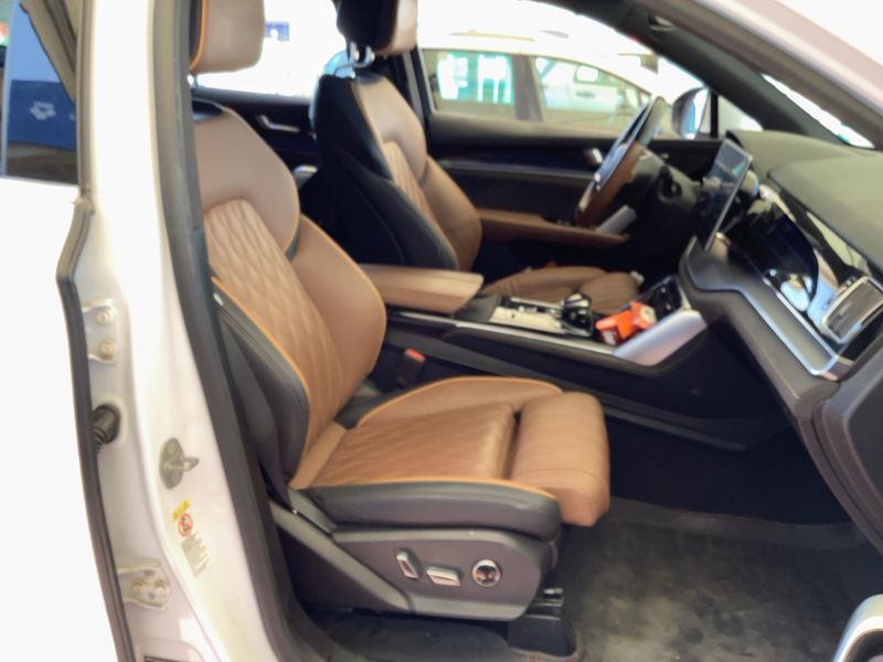 BYD Tang electric drive 380 kW Flagship 4WD — zdjęcie 11