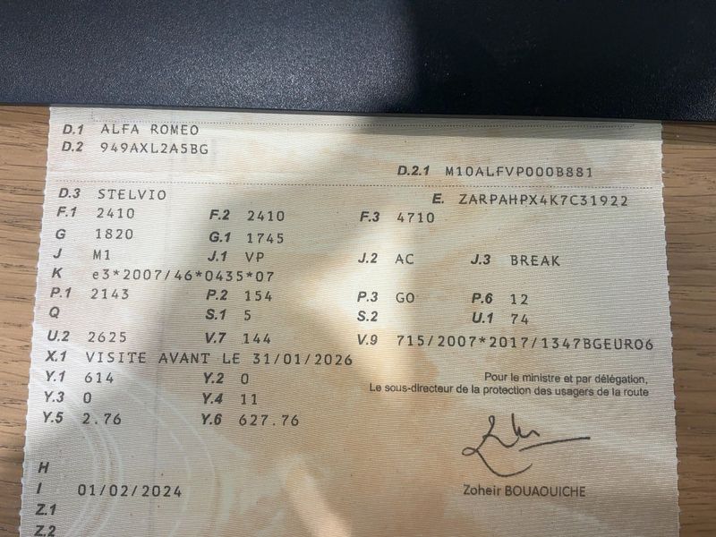 Alfa Romeo Stelvio 2.2 JTDM Lusso Q4 — zdjęcie 15