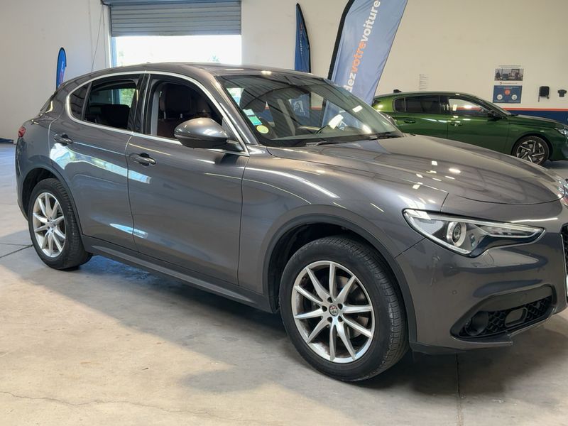 Alfa Romeo Stelvio 2.2 JTDM Lusso Q4 — zdjęcie 8