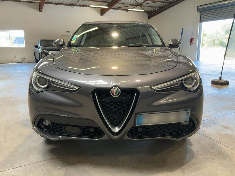 Alfa Romeo Stelvio 2.2 JTDM Lusso Q4 — zdjęcie 9