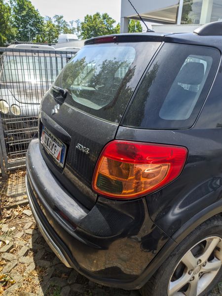 Suzuki SX4 1.6 Comfort — zdjęcie 4