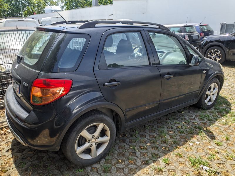 Suzuki SX4 1.6 Comfort — zdjęcie 5