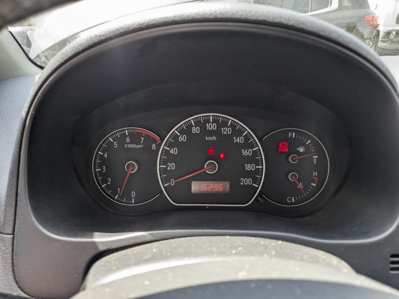 Suzuki SX4 1.6 Comfort — zdjęcie 12