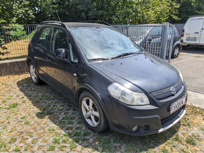 Suzuki SX4 1.6 Comfort — zdjęcie 6