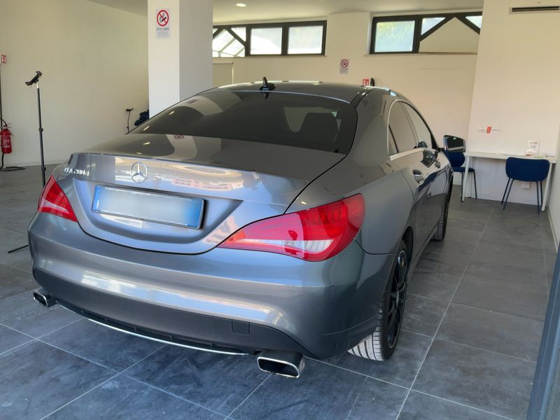 Mercedes-Benz CLA-Klasse CLA 200 d Sport — zdjęcie 6