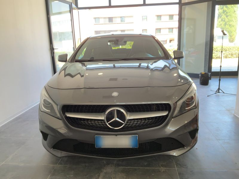 Mercedes-Benz CLA-Klasse CLA 200 d Sport — zdjęcie 9