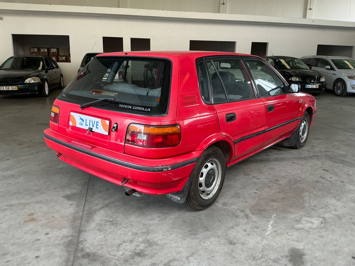 Toyota Corolla 1.3 XL Compact
