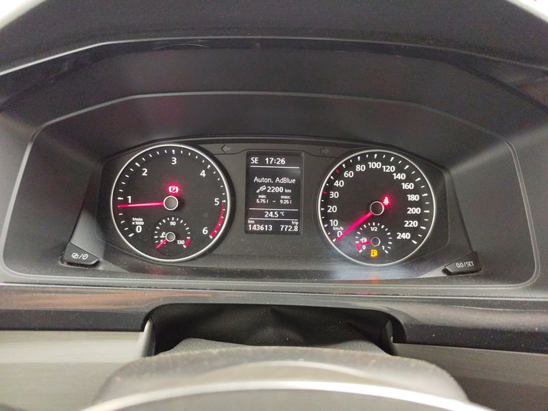 Volkswagen T6 Multivan 2.0 TDI Premium — zdjęcie 12