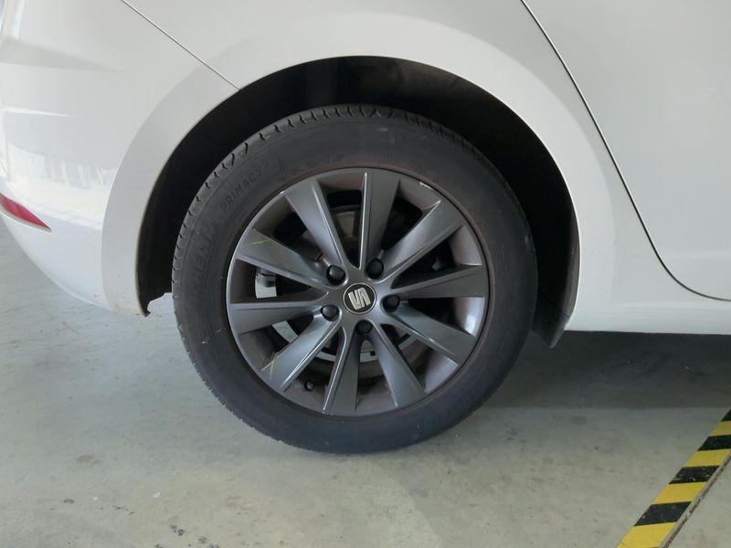 Seat Leon 1.6 TDI Style Visio Edition 2019 – снимка 9