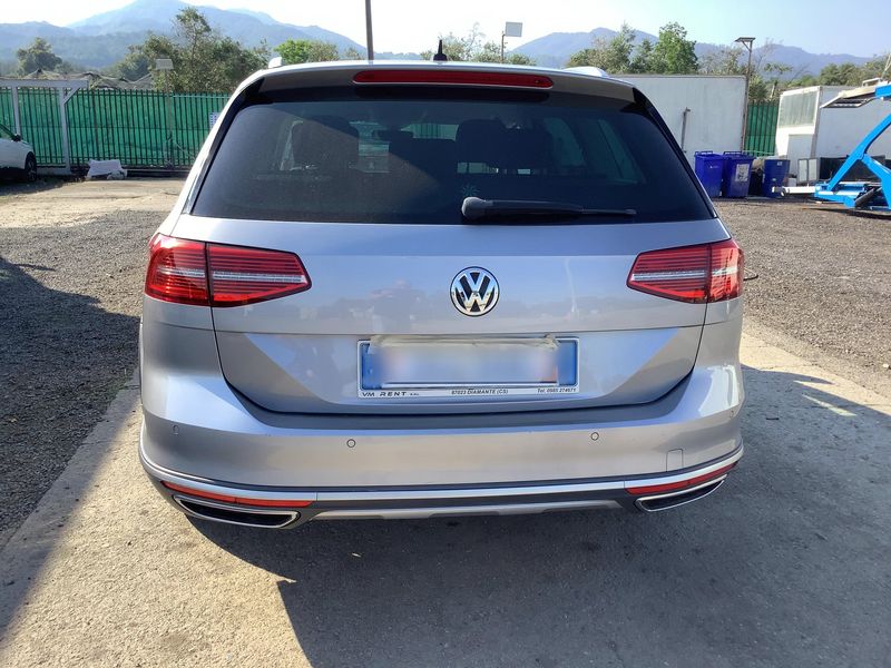 Volkswagen Passat Alltrack 2.0 TDI 4Motion BlueMotion Tech — zdjęcie 5