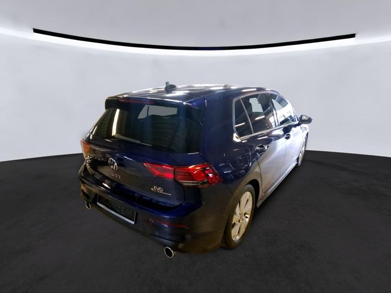 Volkswagen Golf VIII 2.0 TSI GTI — zdjęcie 15