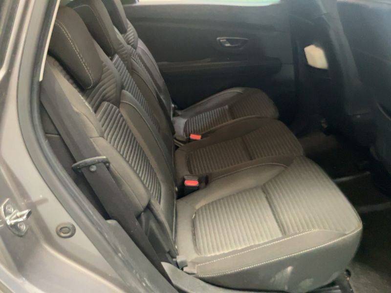 Renault Scenic 1.3 TCe Business 2019 – снимка 19