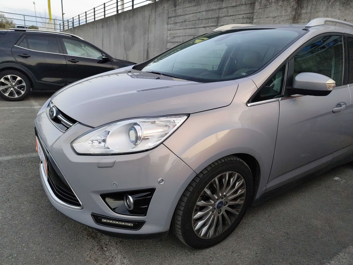 Ford Grand d'occasion