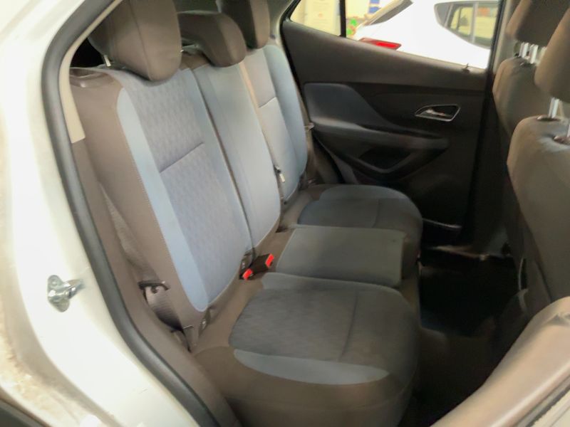 Opel Mokka 1.7 CDTI Edition ecoFlex — zdjęcie 14