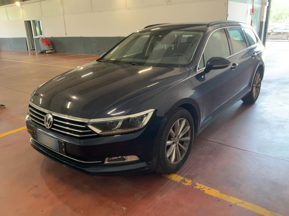 Volkswagen Passat 2017 — photo 1