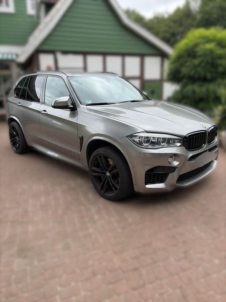 BMW X5 M — zdjęcie 2