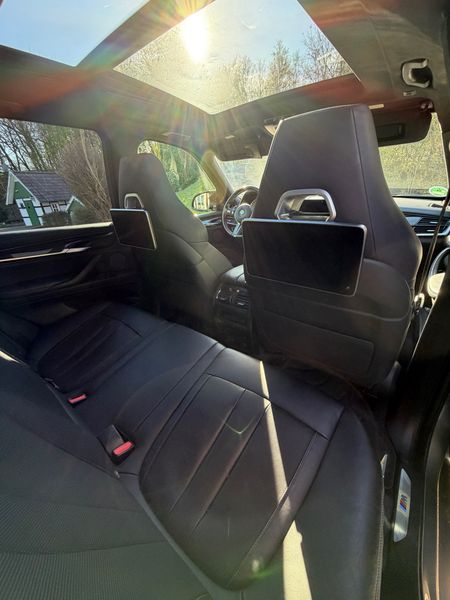 BMW X5 M — zdjęcie 15