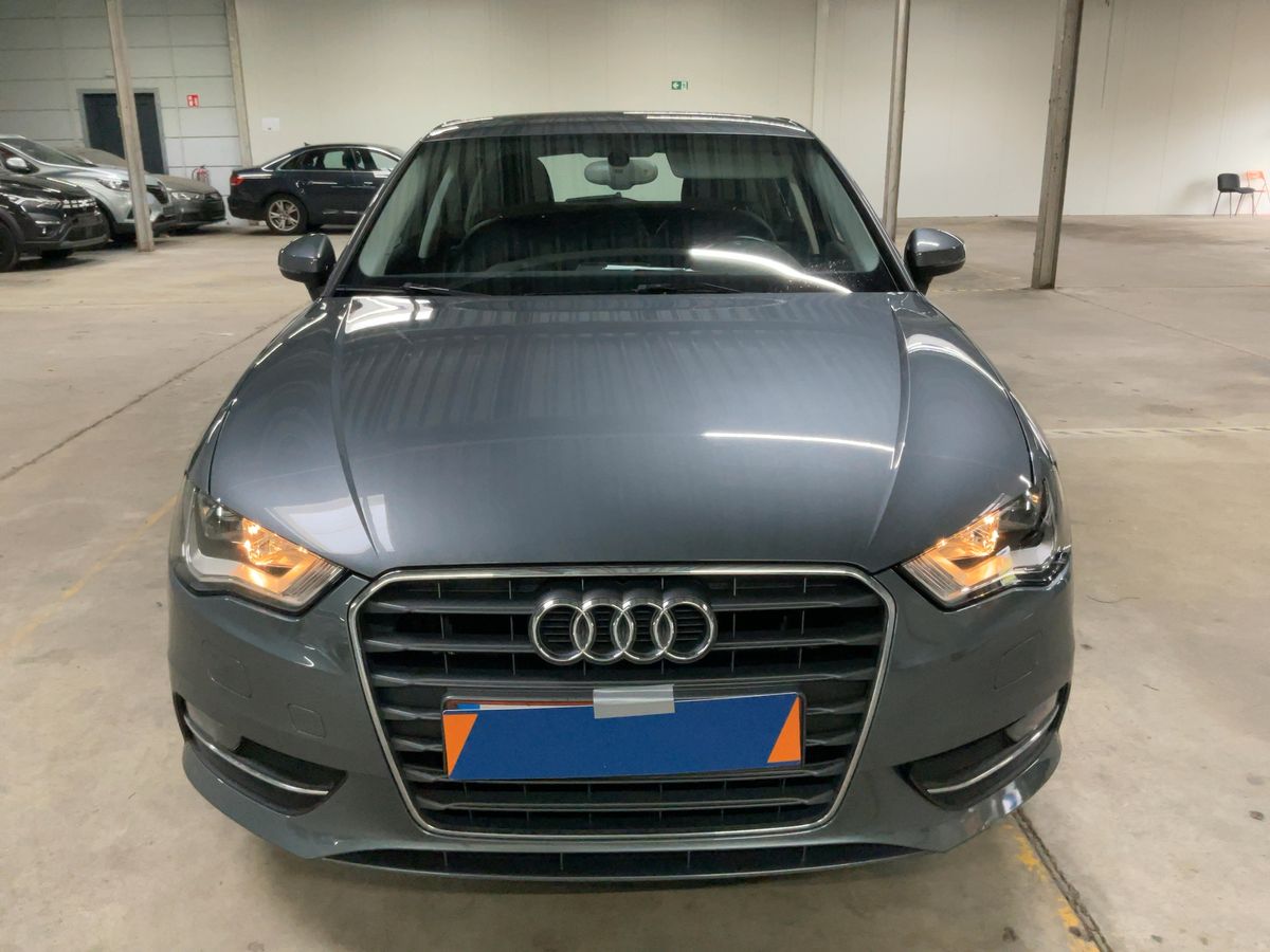 Audi A3 2015 — photo 15