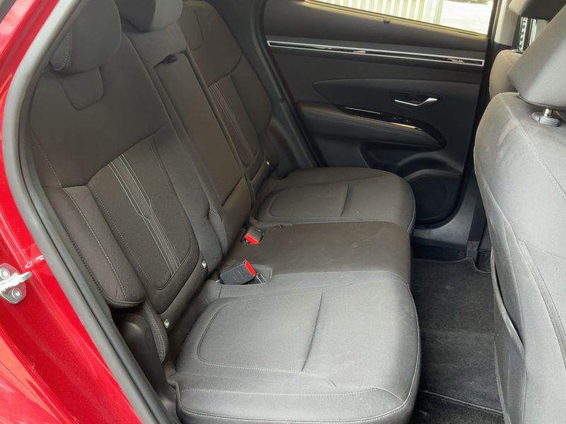 Hyundai Tucson 1.6 T-GDI Mild-Hybrid Tecno Sky 2WD — zdjęcie 14
