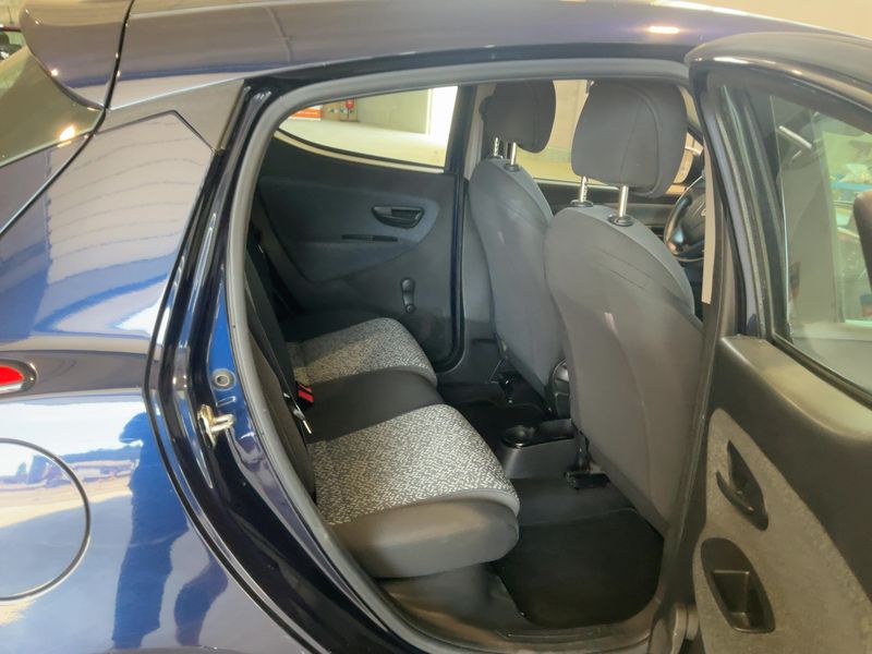 Lancia Ypsilon 1.2 Elefantino Blu — zdjęcie 14