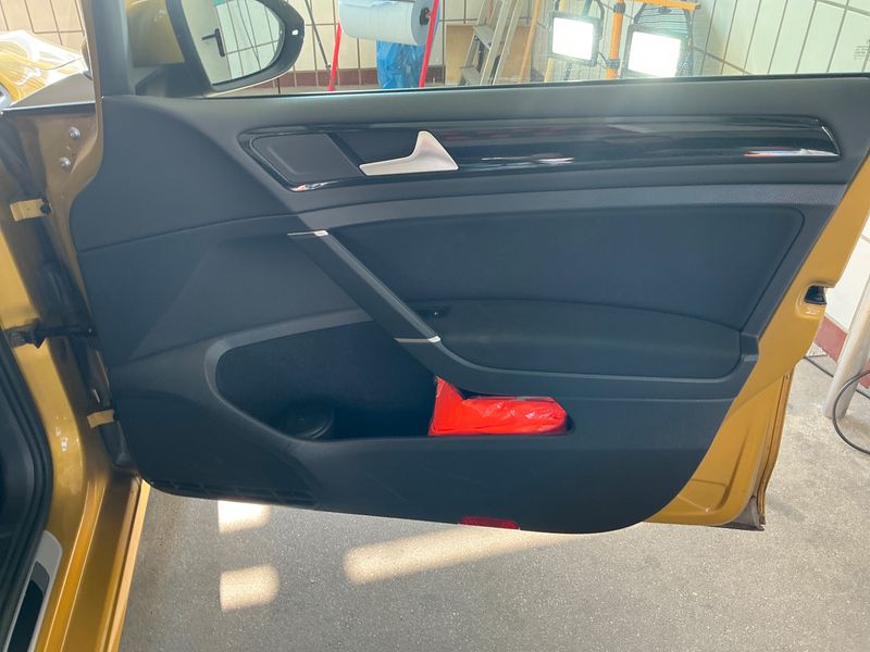 Volkswagen Golf VII 1.0 TSI Sound 2018 – снимка 25