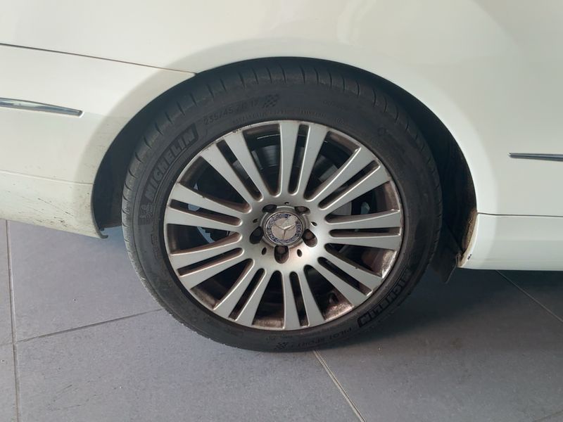 Mercedes-Benz E-Klasse E 220 CDI BlueEfficiency Avantgarde 2012 – снимка 9