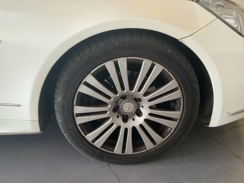 Mercedes-Benz E-Klasse E 220 CDI BlueEfficiency Avantgarde 2012 – снимка 11