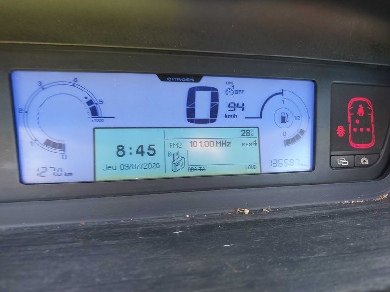 Citroen C4 Picasso 1.6 HDi Exclusive — zdjęcie 12