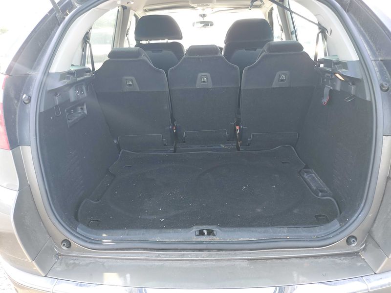 Citroen C4 Picasso 1.6 HDi Exclusive — zdjęcie 9