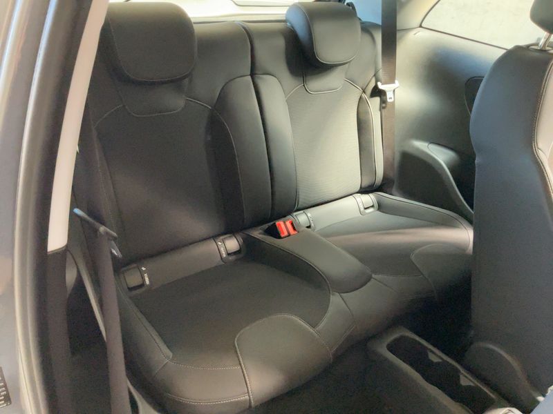 Opel Adam 1.0 Turbo Jam ecoFlex — zdjęcie 14
