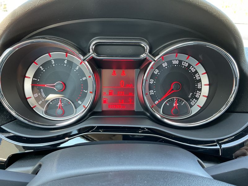 Opel Adam 1.0 Turbo Jam ecoFlex — zdjęcie 13