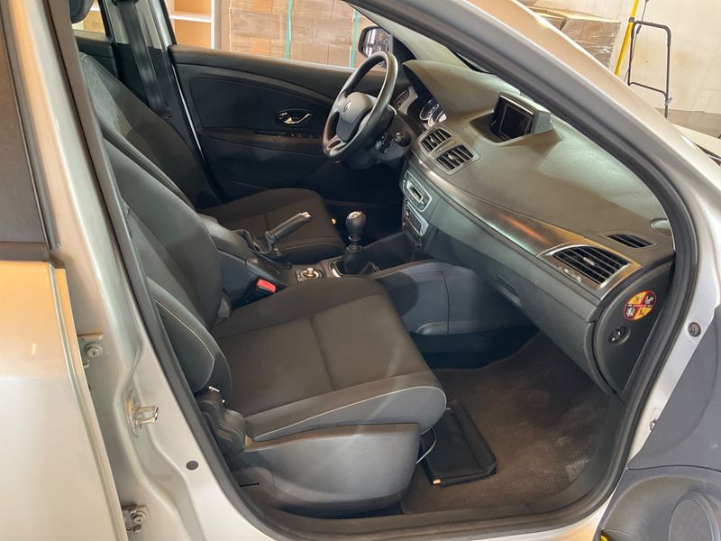 Renault Megane 1.2 Expression 2013 – снимка 3