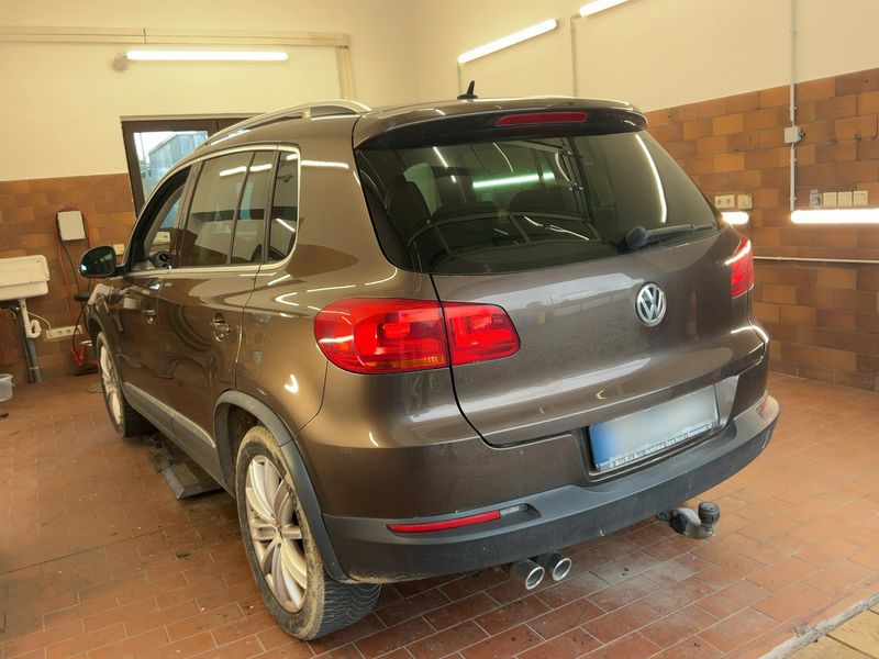 Volkswagen Tiguan 2.0 TDI Sport & Style 4Motion — zdjęcie 3