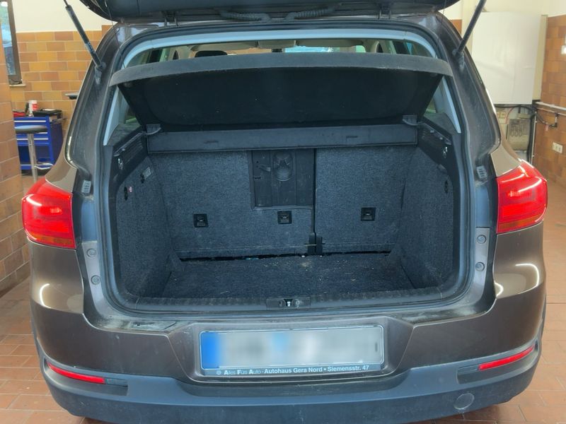 Volkswagen Tiguan 2.0 TDI Sport & Style 4Motion — zdjęcie 10