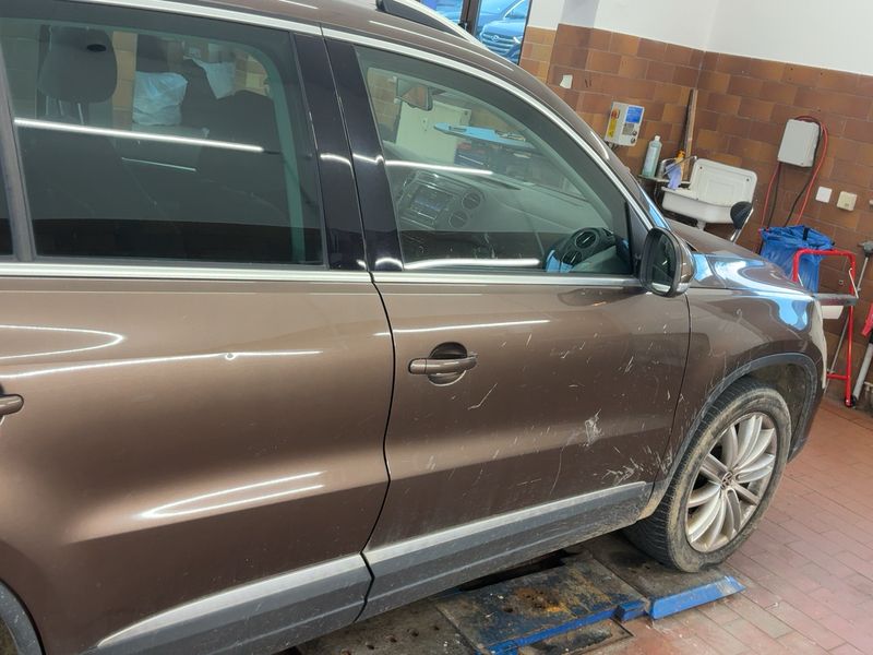 Volkswagen Tiguan 2.0 TDI Sport & Style 4Motion — zdjęcie 7