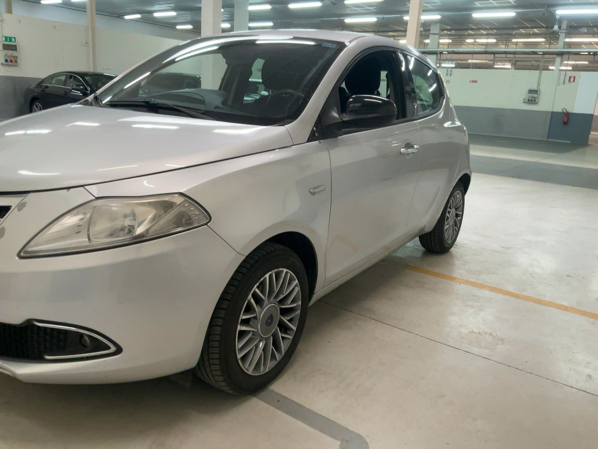Lancia Ypsilon d'occasion
